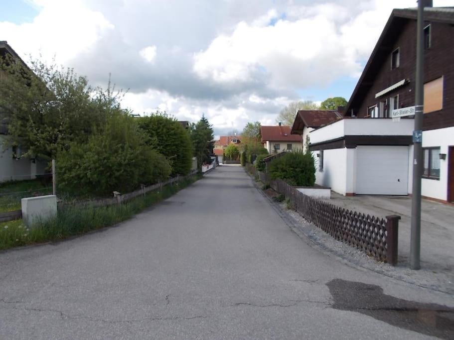 Xxl Apartment, 10 Beds, 4 Sleep-Rooms, 140Qm, 2 Wc, 2 Shower && Bruckmühl Exteriör bild